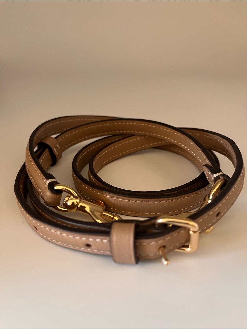 Coach Tan Leather Replacement Adjustable Crossbody Strap Gold Hardware 1/2" W - Picture 4 of 7